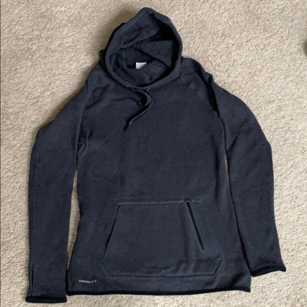 Nike women’s therma fit sweatshirt size medium